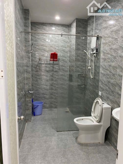 TÒA CĂN HỘ 7 TẦNG, ĐƯỜNG HOA LƯ, CÓ THANG MÁY, 92,4M2 NGANG 8M, GIÁ 20,5 TỶ. CN18.9 - 2