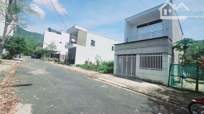 Bán nhà 2 tầng TĐC Đất Lành Vĩnh Thái đường 10m ngang hiếm 4.5m  -------- - DT: 73.1m2 nga - 2