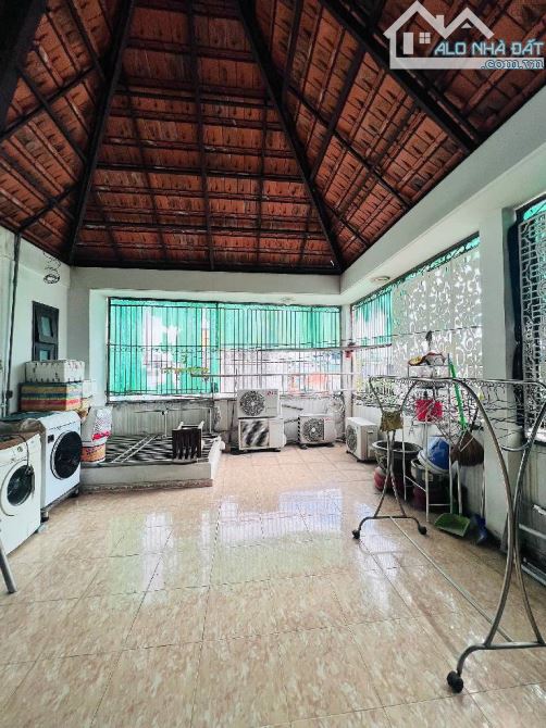 Bán Nhà Đường Lê Niệm Tân Bình, Ngang 8M 144M2 5 tầng, giá 20,5Tỷ,TL - 2