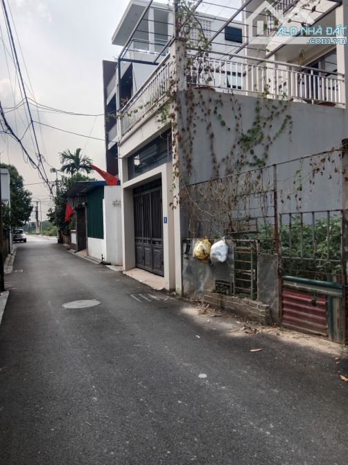 SIÊU PHẨM KIM NỖ NGÕ Ô TÔ 16 CHỖ - NGAY GẦN TRƯỜNG HỌC - 3 BƯỚC CHÂN LÀ KHU ĐẤU GIÁ - 2