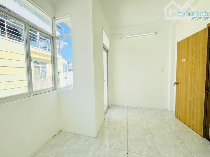 CÂN BÁN NHÀ QUẬN TÂN PHÚ ĐƯỜNG TRẦN THỊ BÁO ( phan anh ) 6 TỶ 150 TRIỆU - 2
