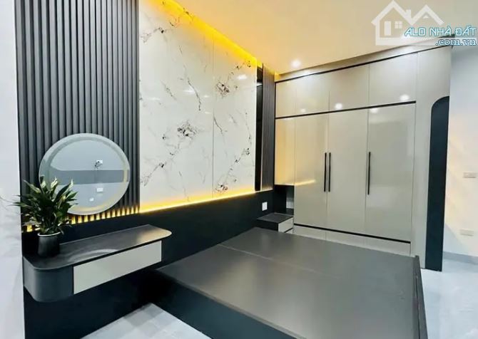 NHÀ ĐẸP- PHÂN LÔ-NGUYỄN KHUYẾN -VĂN QUÁN- HÀ ĐÔNG 38M2 GI,Á 7,55 TỶ Ô TÔ ĐỖ CỬA - 2