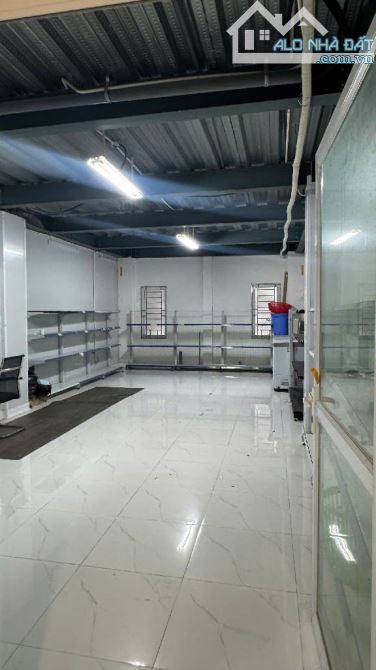 BÁN NHÀ NGUYÊN CĂN TAM TRINH_HOÀNG MAI : 3 TẦNG_DT 94M_MẶT NGÕ RỘNG_Ô TÔ ĐỖ CỬA_GIÁ 17 TỶ5 - 2