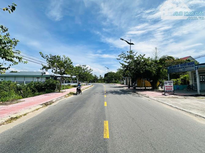 Cần Bán Gấp Mặt Tiền Nguyễn Du LaGi 11,5x32(470m2) Giá Cực Rẻ Gần Biển - 2