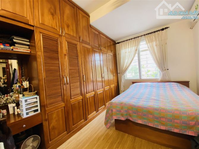 Bán nhà phố Ngọc Hà, quận Ba Đình. Gần mặt phố, ngõ rộng, thoáng sáng, 16m2, 4 tầng đẹp. - 2