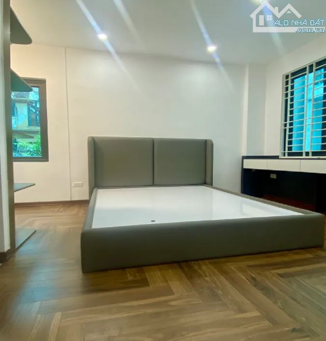 CẦN BÁN GẤP NHÀ LÔ GÓC CẦU GIẤY, YÊN HÒA, NGÕ RỘNG BA GÁC NÔNG, GIÁ NHỈNH 7 TỶ - 2