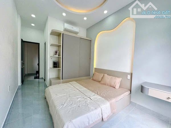 nhà đẹp ở ngay 4 tầng đường số 18 gò vấp 3pn hơn 4 tỷ bán nhanh - 2