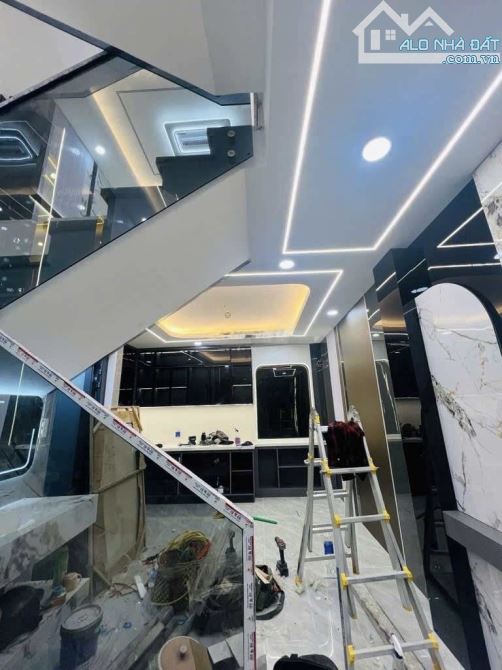 khu đường 8m Trần Quý Khoách, Quận 1. Giá 6 tỷ 920/ 81m2 (4,5mx18m). Vừa ra sổ xong - 2