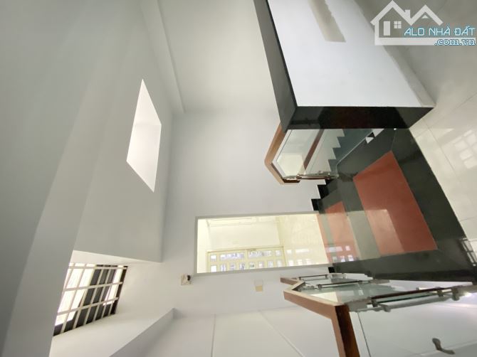 Bán Nhà Gần Emart PHAN HUY ÍCH, Hẻm 4.5m, 4m❌14m, 5 tầng, Sân thượng, 7 Tỷ x - 2