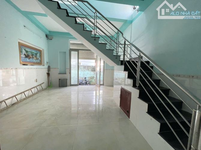 Nhà gần làng đại học Quốc gia, sổ riêng, hẻm xe ba gác, 1 trệt 1 lầu 3PN, 2535 Dĩ An - 2
