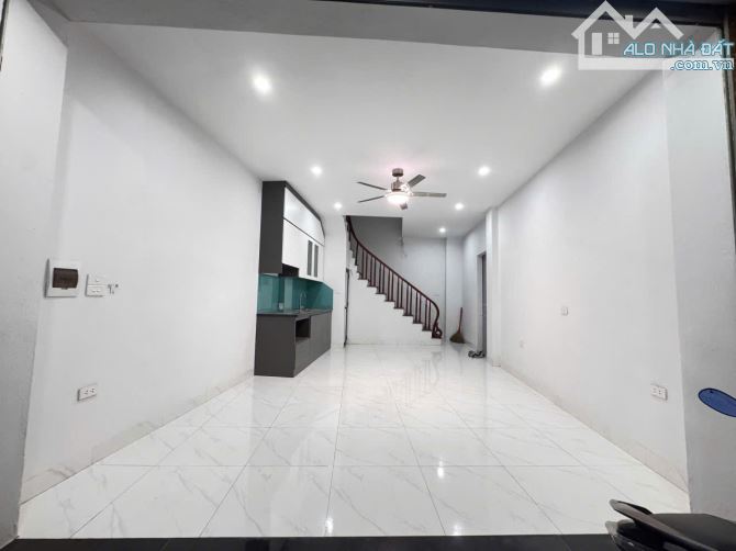 Cần Bán Gấp Căn Nhà Mới Xây Ở Mậu Lương,HĐ,Ngõ Thông,Ô Tô Chạy Qua.Gía 7.6Tỷ Có TL - 2