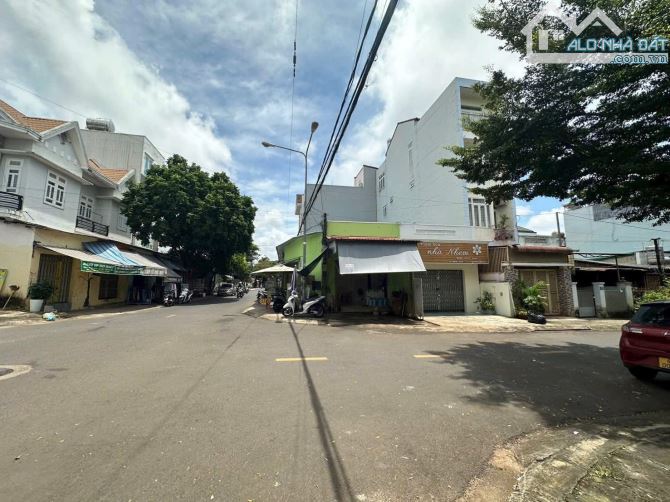 💥💥Lô góc mặt tiền KD 8x17,5m sau chợ Phan Chu Trinh - 1