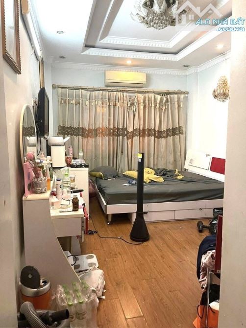 TRÂN KHÁT CHÂN, PHƯỜNG HAI BÀ TRƯNG,30M2,5 TẦNG GẦN MẶT PHỐ, AN SINH ĐỈNH. - 2