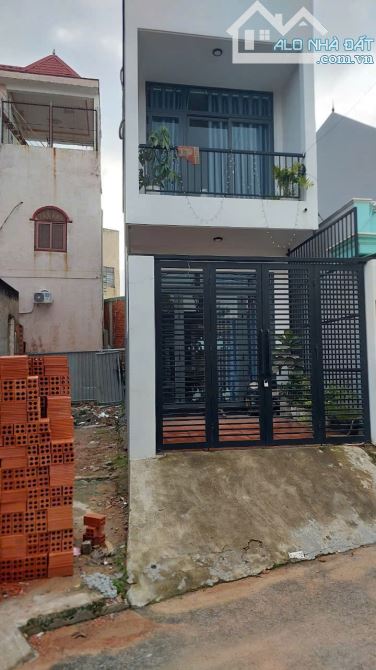 Bán nhà lầu trêt 55m2 Bình Thắng Dĩ An Bình Dương, gần bến xe miền đông mới - 2