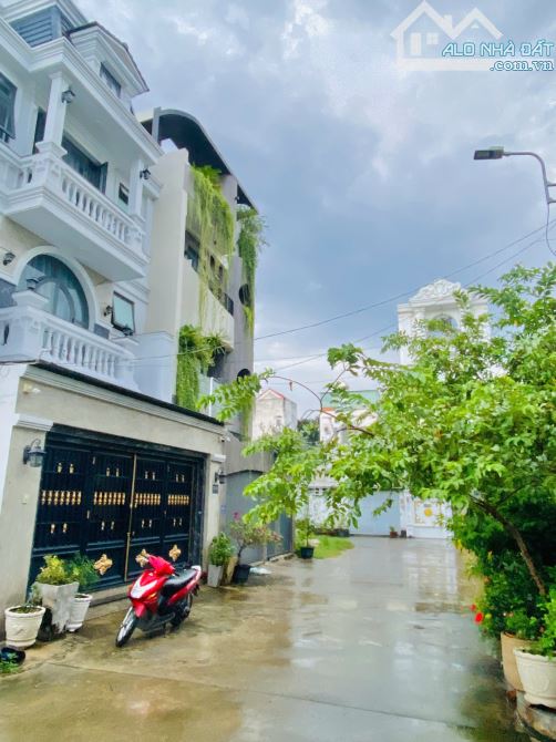 Giá rẻ! Đất hẻm 10m đường Đặng Thuỳ Trâm gần đại học Văn Lang 6,5m x 17m ( cn 100m ) giá 1 - 2