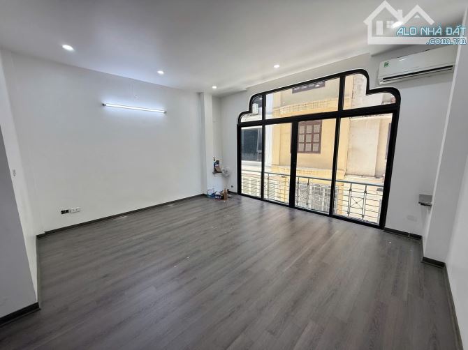 Phạm tuấn tài phân lô vỉa hè ngõ ô tô tránh 60m2 thang máy giá 28tỷ9 - 2