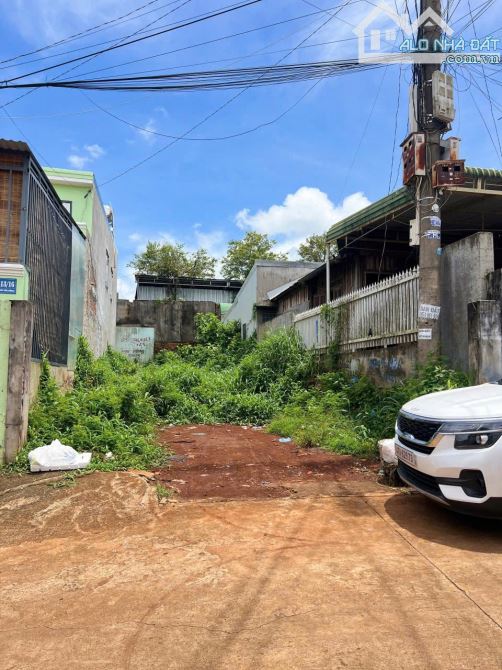 5,7x25m ĐẤT THỔ CƯ. NỞ HẬU NGAY HẺM PHẠM VĂN ĐỒNG. GẦN UBND PHƯỜNG TÂN LẬP - 2