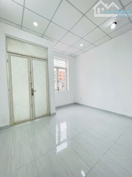 Giảm 70tr! Nhà SHR 2 tầng HXH 33m2 – Đông Hưng Thuận 5 Quận 12 S - 2
