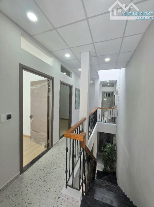 Bán nhà Bùi Tư Toàn 2 tầng ngang hơn 5m hiếm chỉ 5,1 tỷ - 2
