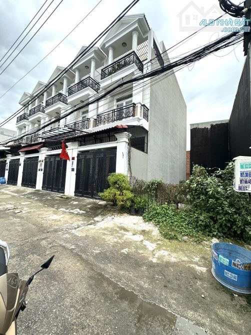 Bán Đất Hẻm Xe Hơi Khu Phân Lô Dt 5x16 Quốc Lộ 13 Hiệp Bình Phước Hơn 5 tỷ - 2