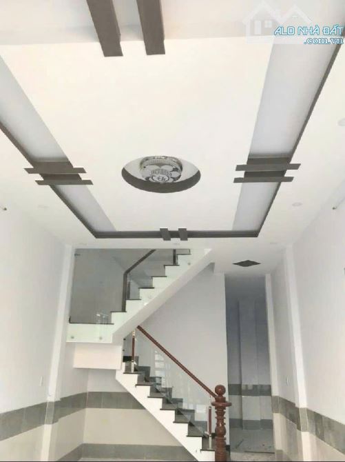 NHÀ 2 TẦNG SÁT MẶT TIỀN ĐẶNG THÚC VỊNH-HÓC MÔN-XE HƠI TỚI NHÀ-NGANG 5M6-NỞ HẬU-CHỈ 4,8 TỶ - 2