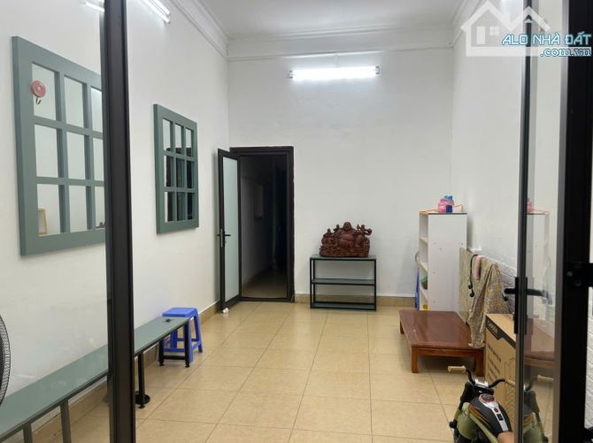 Cho thuê Cửa Hàng, VP 30m2 Phố Đào Tấn, riêng biệt ôtô đỗ cửa - 2