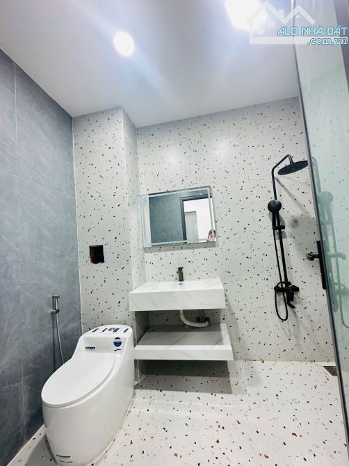 NHÀ MỚI KENG MÊ LỆCH - NỘI THẤT XỊN 5.2x20m, CHỈ 2 TỶ 790 Triệu - GIÁ BẰNG LÔ ĐẤT - 2