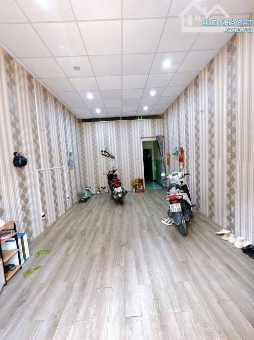 🏡 BÁN NHÀ CẤP 4 CÓ GÁC – GẦN ĐƯỜNG VÕ THỊ SÁU, P. TRẤN BIÊN - Diện tích: 4 x 18 = 72m² - 2