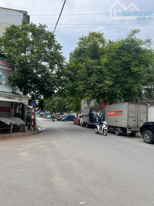 29 tỷ/90 M2/17 M tiền/ Lô góc Mp Trần Đăng Khoa - 2