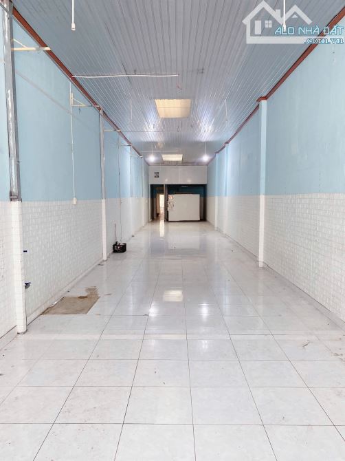 Bán nhà mặt tiền chợ trại bò long bình 162m2 giá tốt chỉ gần 6tỷ quá rẻ - 2
