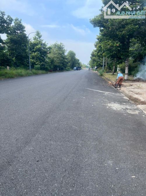 Mt Đào Sư Tích 720m2 ( 300m2 ) thổ cư giá 40 tỷ - 2