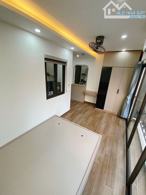 Toà CCMN gần Giảng Võ, Kim Mã 80m2 x 7T, MT 7m, 15 phòng KK, dòng tiền 120 triệu/ th - 2
