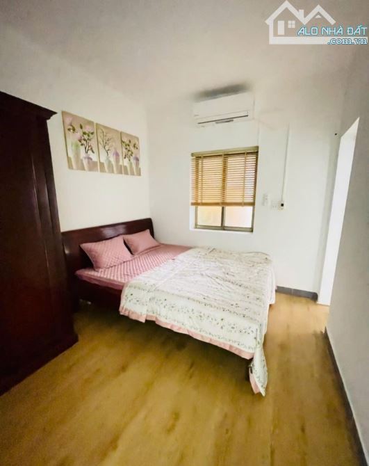 Căn hộ tập thể bộ công an 80m , ô tô chạy quanh. - 2