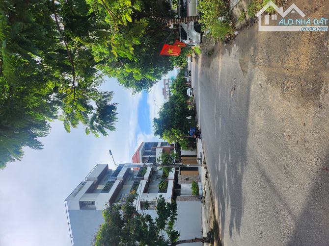 🏡 BÁN GẤP BIỆT THỰ 3 TẦNG - 2 MẶT TIỀN SÁT SÔNG CHƯƠNG DƯƠNG - NAM VIỆT Á GD2 - 2