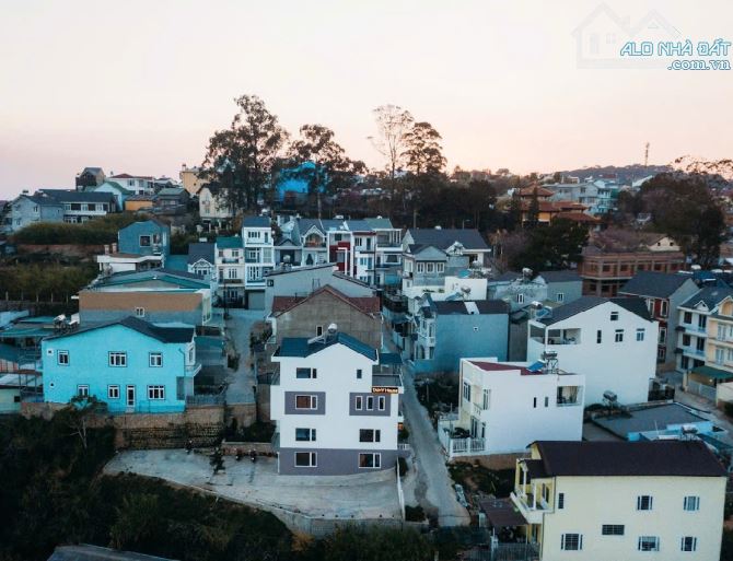 ✨🏡✨ Cần bán Homestay/Cho Thuê vị trí đẹp – Hẻm xe hơi  Nguyễn Trung Trực, P.03, Đà Lạt - 2