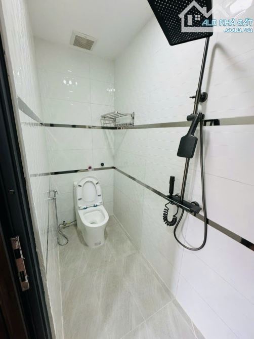 BÁN CHDV 7 PHÒNG FULL NỘI THẤT – THU NHẬP ỔN ĐỊNH 38TR/THÁNG – LẠC LONG QUÂN Q11 - 2