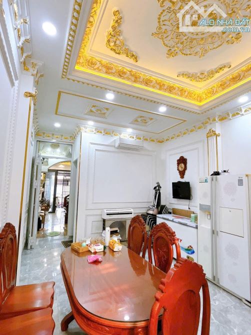Mình bán nhà đẹp, khu dân cư an ninh giá rẻ, gần đường Gò Dầu. Giá Chỉ 8.9 tỷ - 2