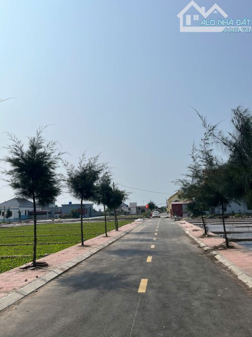 CẦN BÁN - chỉ 1 tỉ đồng 100m2 TT.Quất Lâm - 2