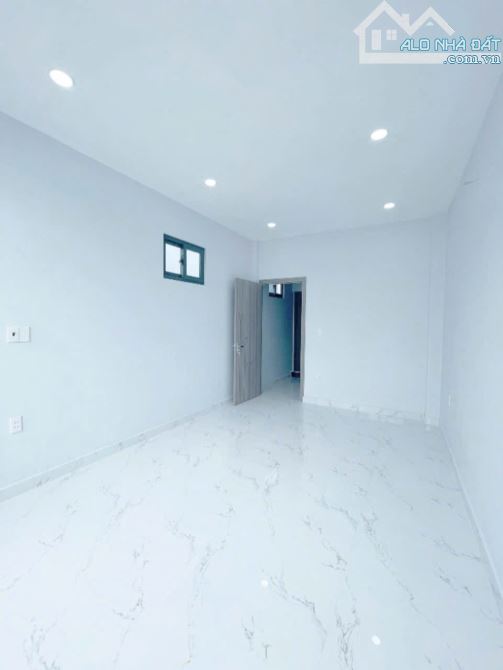 BÁN NHÀ CHÍNH CHỦ 3 TẦNG - 2PN, 3WC - HẺM Ô TÔ - 2