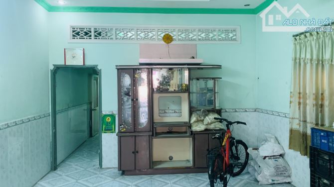 Cần bán nhà 1 sẹc Pham Văn Thuận 30m gần chợ Tân Mai - 2