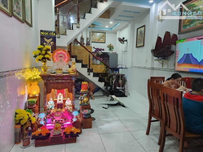 Bán nhà hẻm 168 Tân Mỹ P Tân Thuận Tây Quận 7. 43m2 - 2