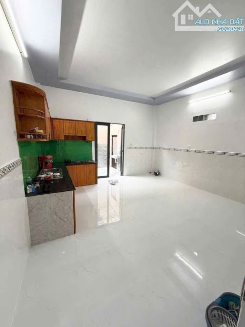 BÁN NHÀ 1 TRỆT 1 LẦU – SỔ HỒNG RIÊNG 950 triệu – TÂN HIỆP, HÓC MÔN - 2