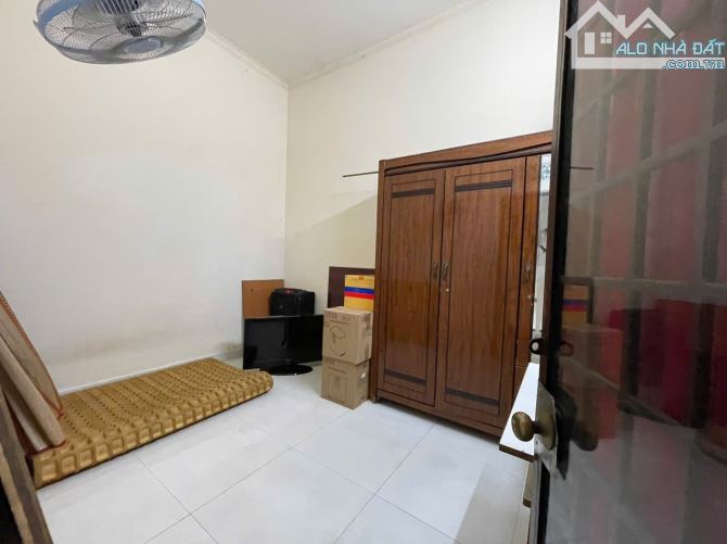 Bán Nhà Mặt Tiền Đường 185 Phước Long B. Quận 9 - 2