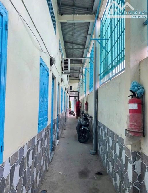 Bán 1kiot+7p trọ 222m2 giá 970 triệu Trảng Bàng sổ hồng riêng - 2