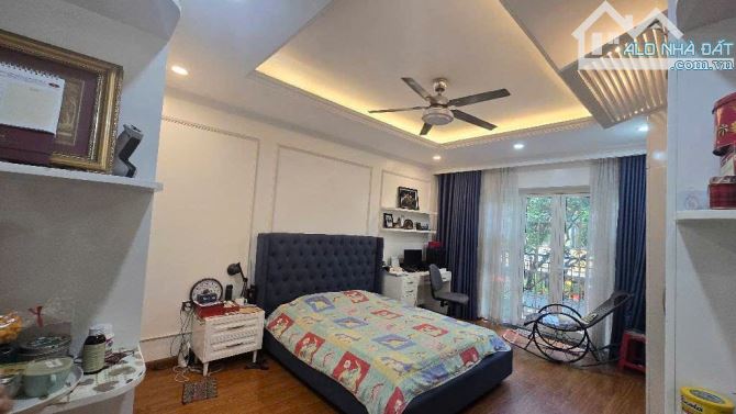 BIỆT THỰ ĐẲNG CẤP PHỐ VIP, PHÂN LÔ HOÀNG NHƯ TIẾP 105M, 5T, MT8M, THANG MÁY, Ô TÔ TRÁNH. - 2
