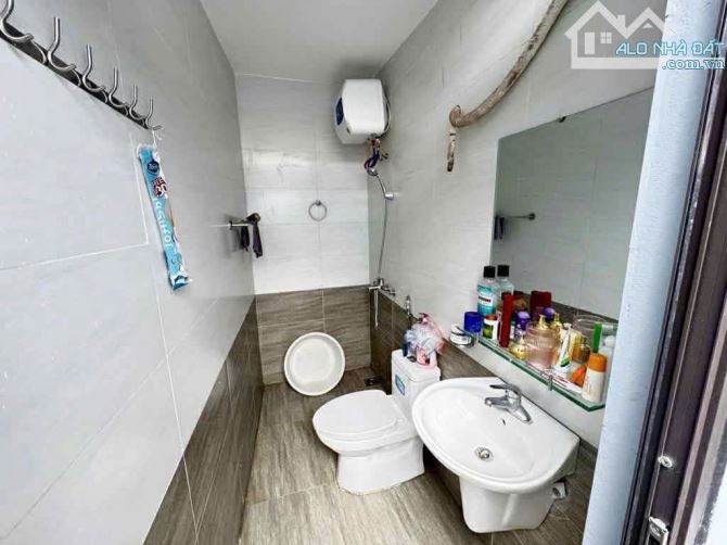 🔥NHÀ 70M² – Ô TÔ ĐỖ CỬA – GẦN TRƯỜNG HỌC – GIÁ CHƯA ĐẾN 2 TỶ🔥 - 2