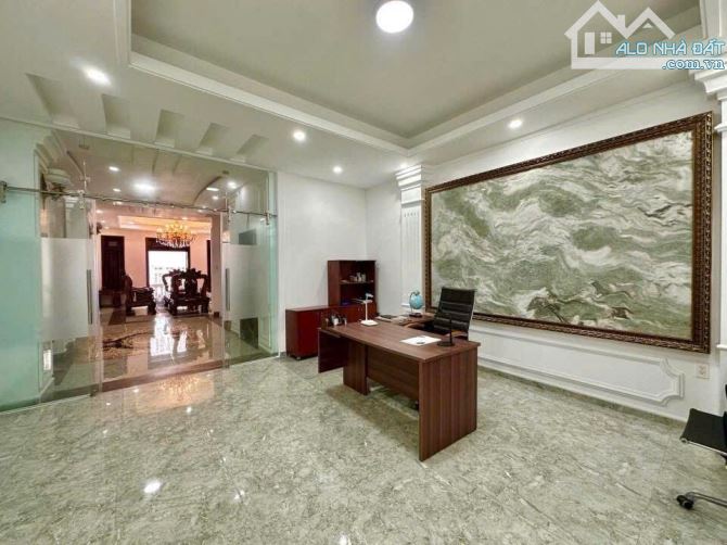Bán nhà thang máy full nội thất gỗ 5x20m hầm 5 tầng đẹp - ngay siêu thị EMart phan văn trị - 8