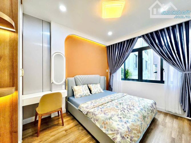 Cạnh Mặt Tiền Lý Chính Thắng 40m2 Quận 3 Giá 8,9 tỷ - Giá còn thỏa thuận - 2