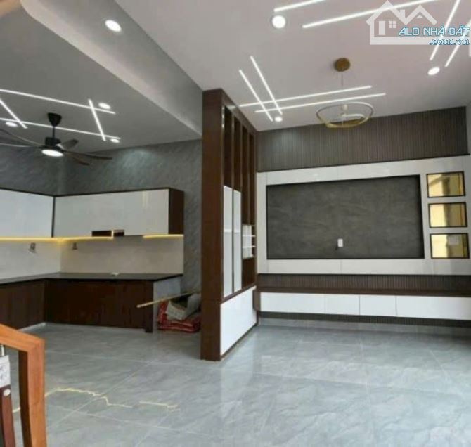🌈Nhà Đẹp Mới Xây Xong Mặt Tiền Đường Nhựa 5m Gần KCN Cầu Tràm - 2