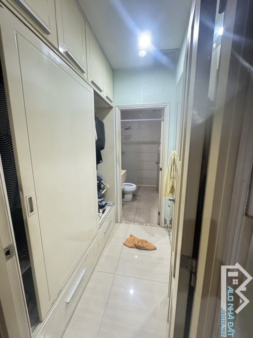 CẦN BÁN NHÀ SIÊU PHẨM 5 TẦNG - TẶNG FULL NỘI THẤT - ĐƯỜNG NHỰA 8M THÔNG- NGAY NGUYỄN SƠN T - 2